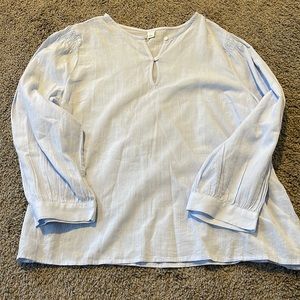 Old Navy light blue linen shirt